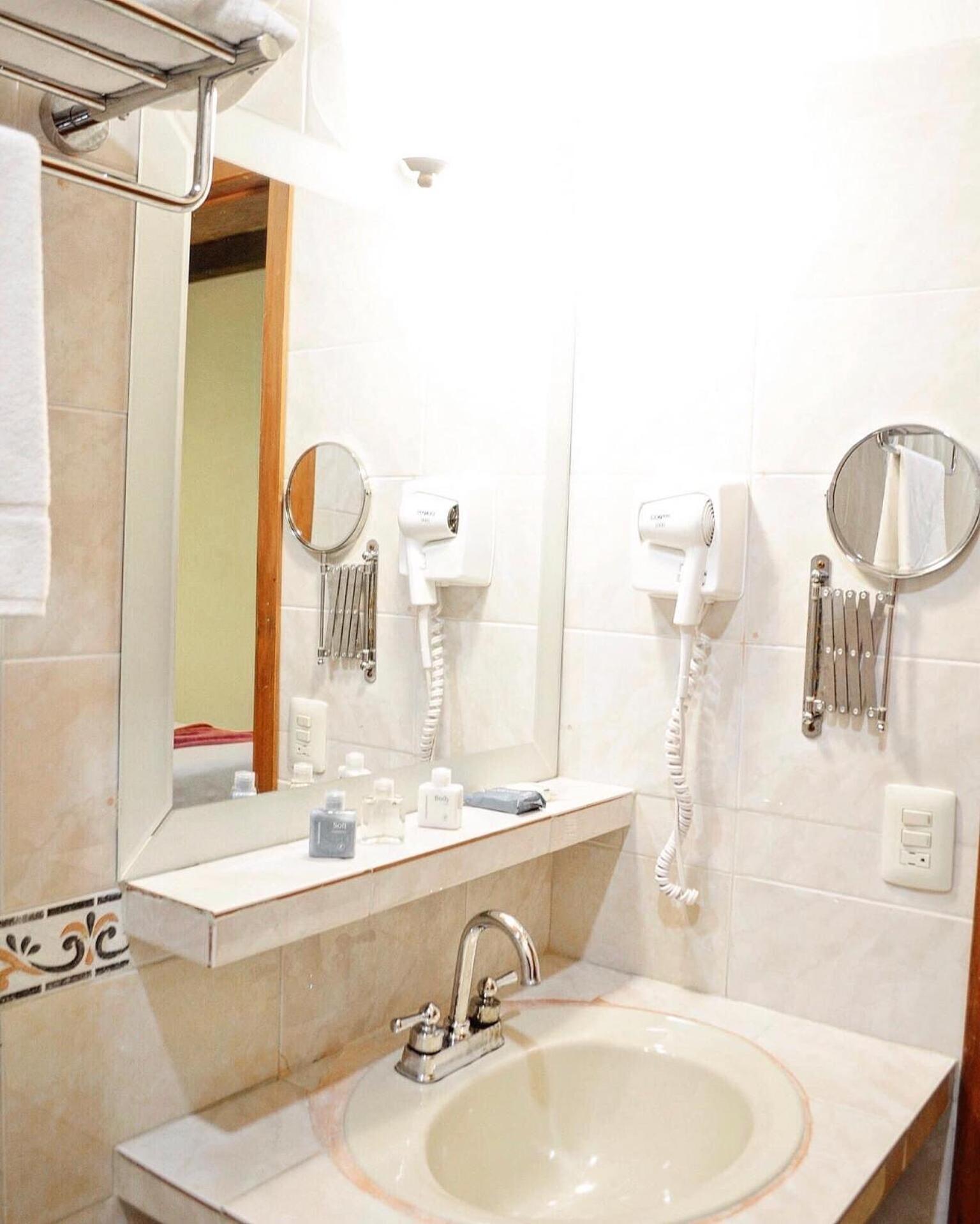 Hotel Provincia San Cristobal de las Casas Luaran gambar